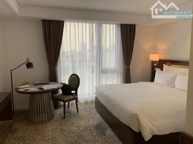 Dòng tiền 96 tỷ/năm - khách sạn 5* Phố Cổ - 560m2 - 112 phòng - MT 15m - 596 tỷ