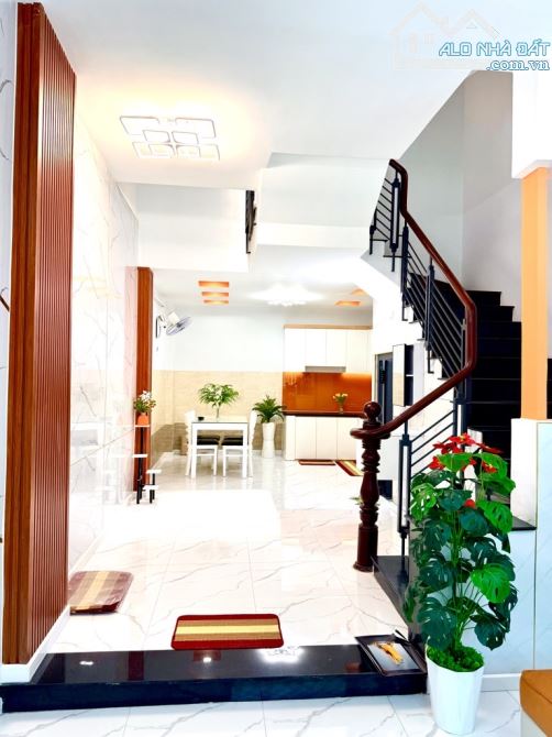 BÁN NHÀ PHẠM VĂN CHIÊU 4 TẦNG, Ô TÔ NGỦ NHÀ, 4 x 14M, FULL NỘI THẤT, 6 TỶ 68 - 18