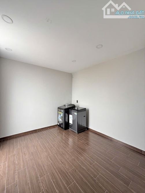 Siêu phẩm mới xây 2 mặt tiền, đường 10m gần Cityland Gò Vấp, ngang 5m, 6 tầng thang máy - 19