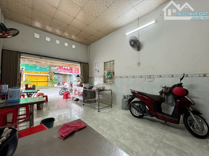 Bán nhà mặt tiền kinh doanh ngay chợ kdc an bình giá tốt chỉ gần 5tỷ quá rẻ - 2