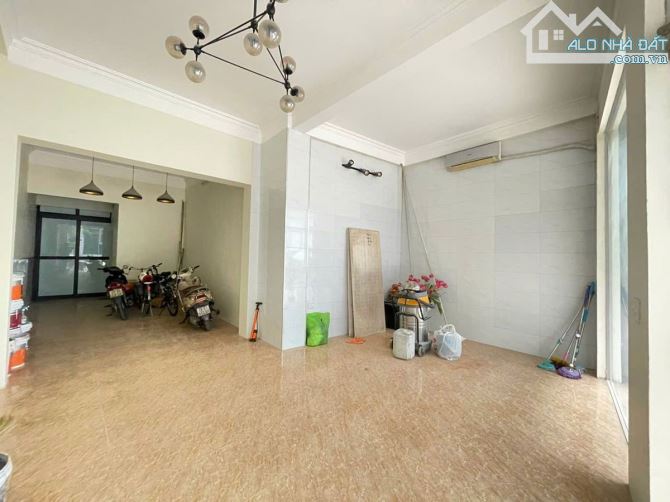 Bán nhà Hồ Tùng Mậu, Gần Hoàng CÔng Chất, Phú Diễn, Bắc Từ Liêm. 53m2. Giá: 15 Tỷ - 2