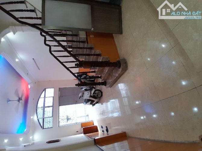 Hàng Hot Hiếm! Bà Triệu Hà Đông 60m oto đỗ cửa,ngõ thông quá đẹp! - 2