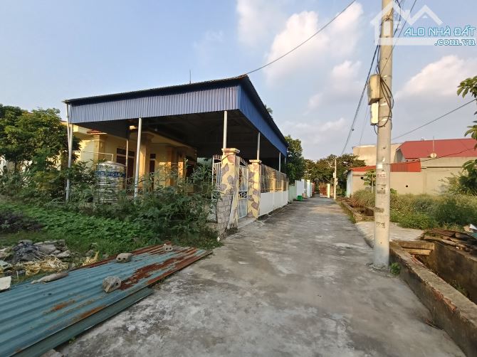 Bán đất ven khu công nghiệp Tràng Duệ, 183m2 mặt tiền 7m - 3