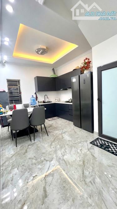 Bán nhà Lạch tray , Hàng Kênh , Lê Chân . 2,62 tỷ , 3 tầng , 36m. - 2