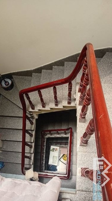 BÁN NHÀ HẺM Ô TÔ SÁT GA T3- 93M2- NGANG LỚN 7M- 4 TẦNG- TIỆN LÀM CHDV - 2