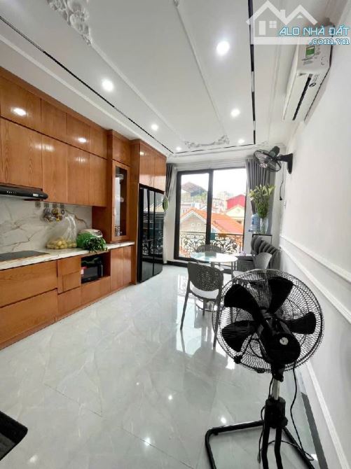 ô tô- phân lô Lạc Long Quân - 7 tầng kinh doanh - 2
