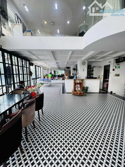 TÒA NHÀ 9 TẦNG LÔ GÓC TÂN MỸ Q7 – THANG MÁY – 2.000M² SÀN – DT 300TR/THÁNG – GIÁ 139 TỶ TL - 2