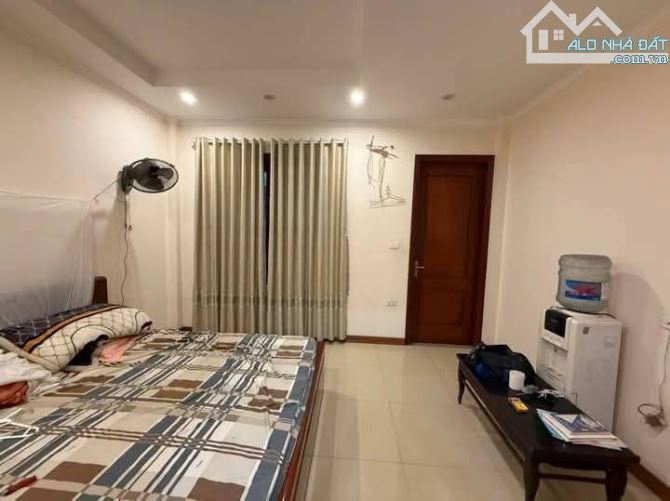 BÁN NHÀ LẠC LONG QUÂN NGÕ THÔNG OTO TRÁNH VÀO NHÀ DT50M2*6T THANG MÁY. CHỈ 13.5 TỶ - 2