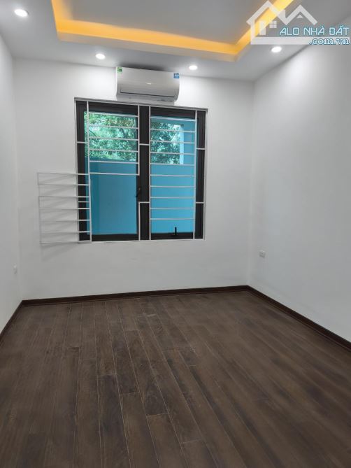 Xuân La - Võ Chí Công- 5 tầng thang máy - 2