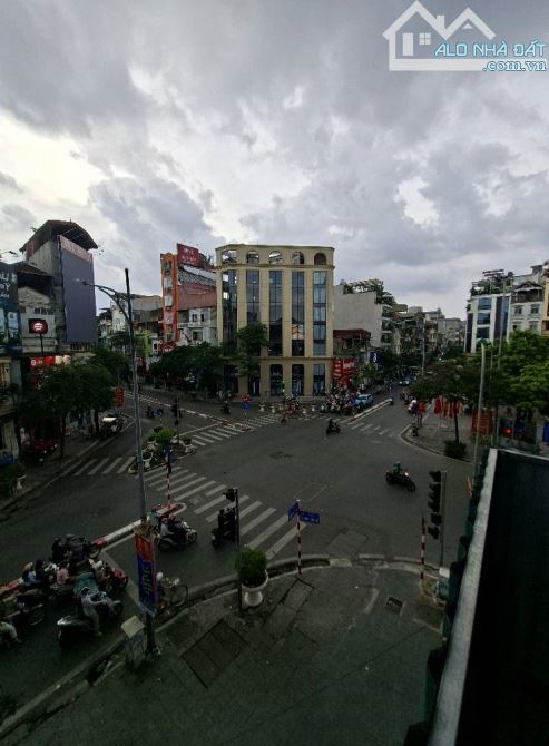 MP Bạch Mai ngã tư Lê Thanh Nghị 91m² 3 tầng MT6m giá chỉ 41.8tỷ sổ đỏ vuông vỉa hè 10m - 2