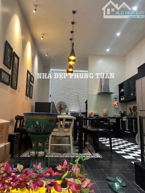 Nhà mặt đường 12m khu phân lô tuyến 2 Quán Nam, 90m2 - ngang 4.5m - Hướng: Tây tứ trạch - 2
