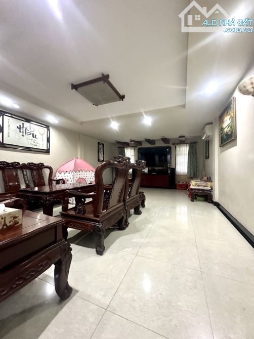 HẺM XE TẢI, KHU BÀU CÁT, 96M² x 4 tầng. Chỉ 10.5 tỷ. Gấp bán - 2
