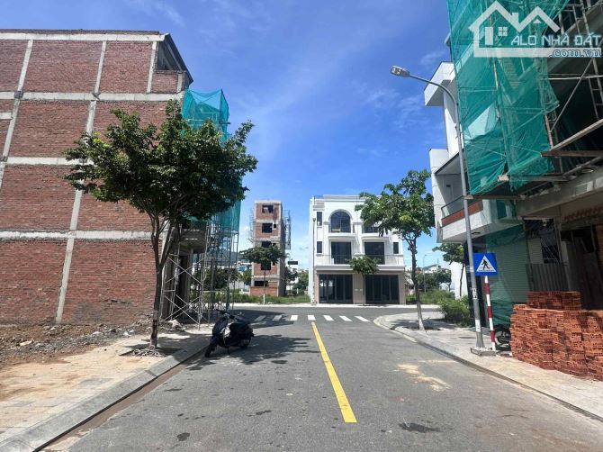 ❗️Bán lô sạch đường A2, VCN Phước Long 2 rẻ hơn thị trường 1 tỷ nhược điểm đâm đường - 2