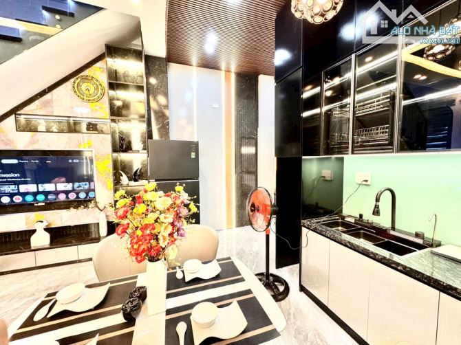 Bán nhà đẹp 3 tầng, kiệt đường Bàu Hạc 1, Vĩnh Trung, Thanh Khê. DT 54m2. Giá 5.45 tỷ - 2