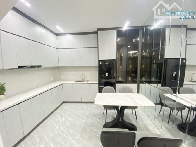Xuân Thủy – 39m² – 5 Tầng – MT 3.8m – 10.6 Tỷ – Nhà Đẹp TT Cầu Giấy - 2