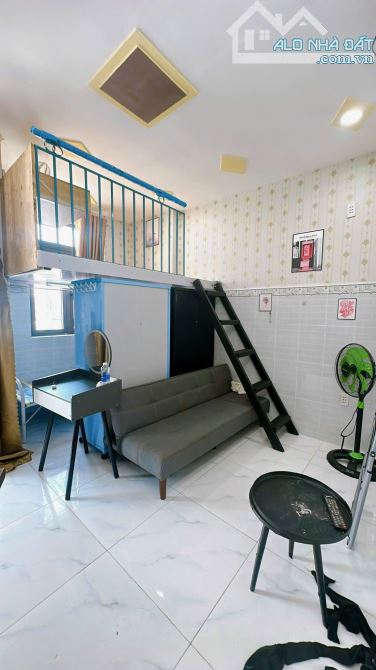 Bán nhà MT Q.4 - Ngang gần 5m, CN 62m² - 5 Tầng BTCT - Nhỉnh 10 Tỷ - 2