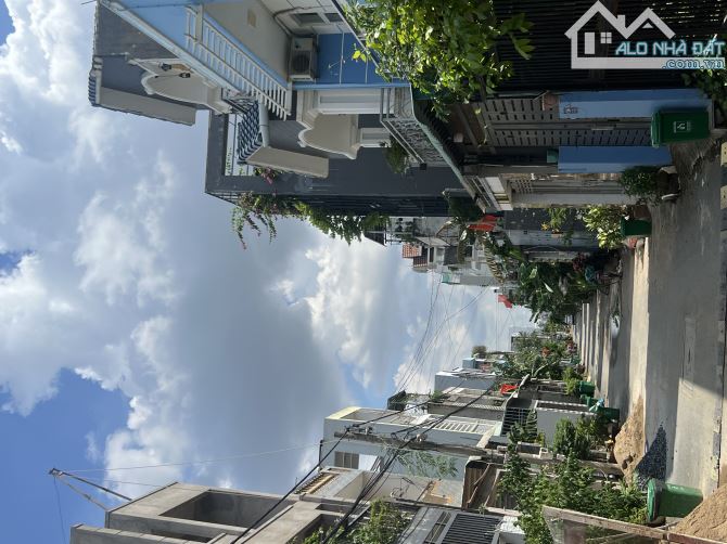 Chính chủ gửi bán nhà 3 tầng mới đường Long Trường, Q9 60m giá nhỉnh 5tỷ - 2