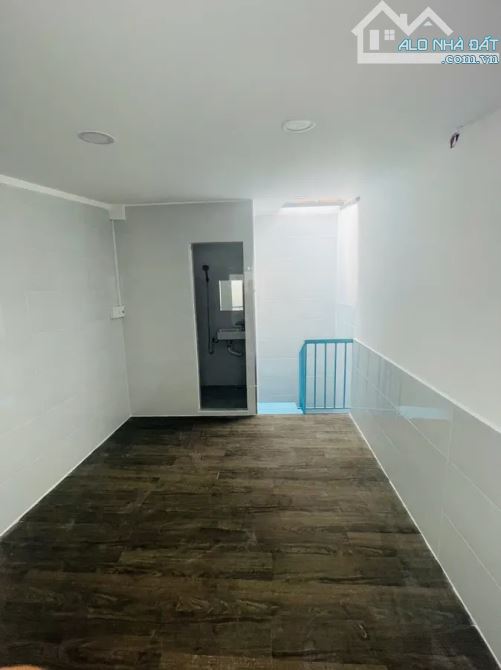 HÓT BÁN GẤP, CHỈ 2.3 TỶ!!! NHÀ 3 TẦNG GIÁ RẺ, PHẠM VĂN HAI, TÂN BÌNH, 12M², DÒNG TIỀN SẴN. - 2