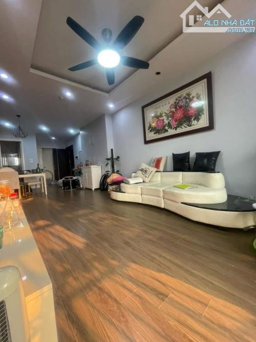 Chính chủ bán căn hộ 90m2 chung cư Star Towr,283 Khương Trung Thanh Xuân giá rẻ nhất - 2