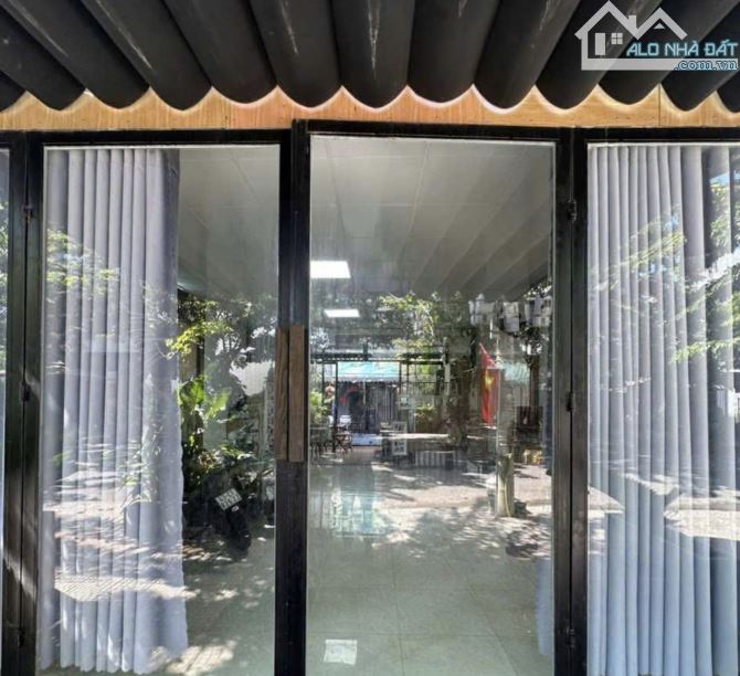 NHÀ MT ĐƯỜNG VŨ XUÂN THIỀU_ TIỆN ÍCH ĐẦY ĐỦ_ DT:100m2_ GIÁ: 6 tỷ 7 TL - 2