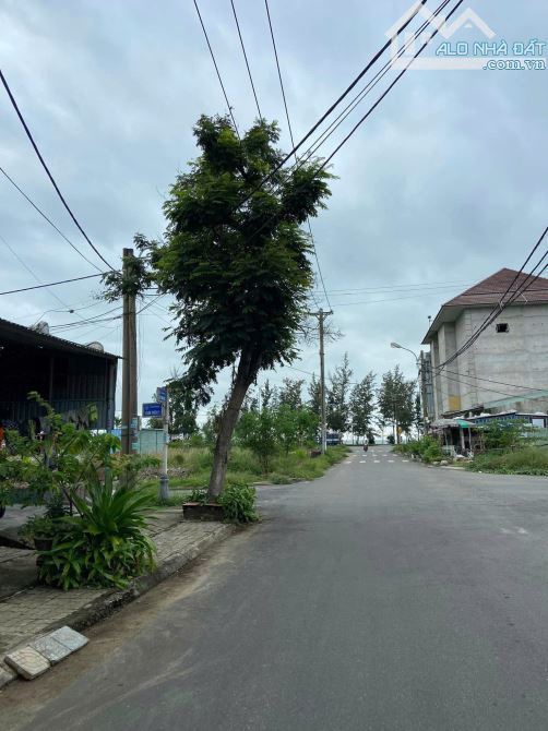 ĐẤT ĐƯỜNG ĐÀO CÔNG SOẠN_ TRỤC THÔNG BIỂN_ GIÁ 3 tỷ 99 TL - 2