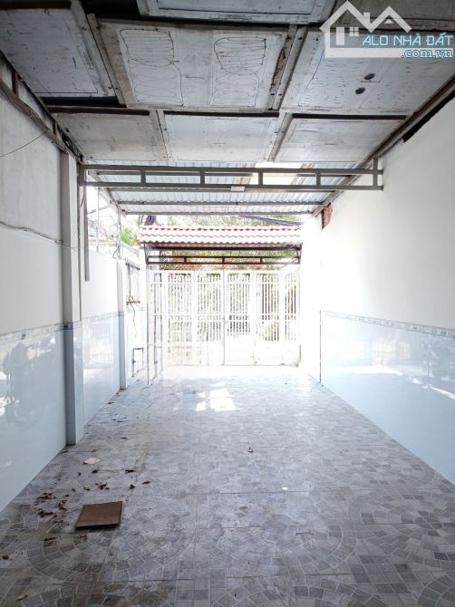NHÀ 152M² x 2 TẦNG, MẶT TIỀN SỐ - LÊ VĂN THỊNH, Q.2 - 2