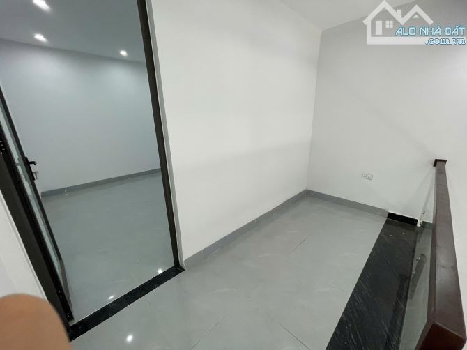 Nhà nhỏ xinh xắn vuông vắn còn thơm mùi Sơn tại gần bến ngự Trường Thi, TP Thanh Hóa - 2
