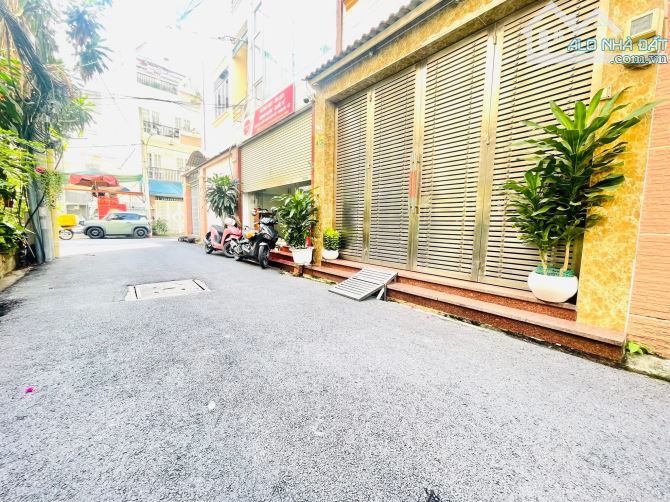 Hẻm 6m Phổ Quang, ngay BV Tâm Anh, 3 tầng, 4 phòng ngủ, 4.2x16m vuông, chỉ 13 tỷ nhỉnh - 2
