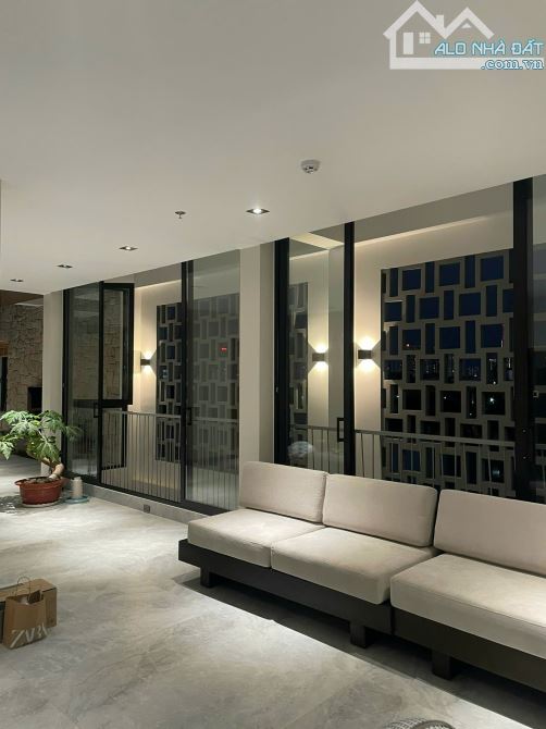 Toà Nhà CHDV 80/12/177-177A Dương Quảng Hàm, GV; 270m2 - Hầm 6 Tầng; DT 200Tr/Th; 39 Tỷ - 2