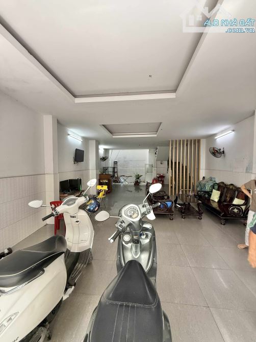 TÂN BÌNH. HẺM 8M BÀN CỜ, 83m2 - 3 TẦNG,NGANG 5M CHỈ HƠN 8 TỶ - 2