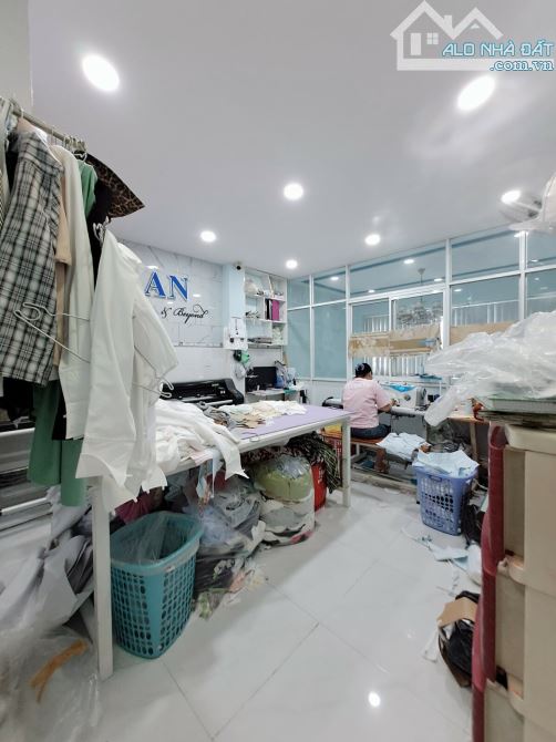 NGAY 26 THÁNG 3 GẦN AEON TÂN PHÚ- NHÀ ĐẸP 5 TẦNG HẺM XE TẢI THÔNG- 48M2-4x12. CHỈ HƠN 5 TỶ - 2