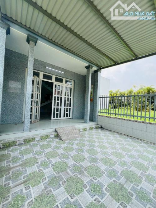 Nhà 1 Lầu Mặt Tiền Đường Xe Tải 5 x 17m Sổ hồng riêng giá rẻ 1tỷ6 thương lượng - 2