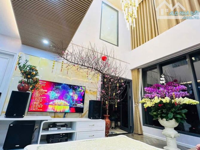 CHỈ 13 TỶ XÍU SỞ HỮU NGAY CĂN PENHOUSE DUPLEX 200M2 VIEW PALORAMA - 2