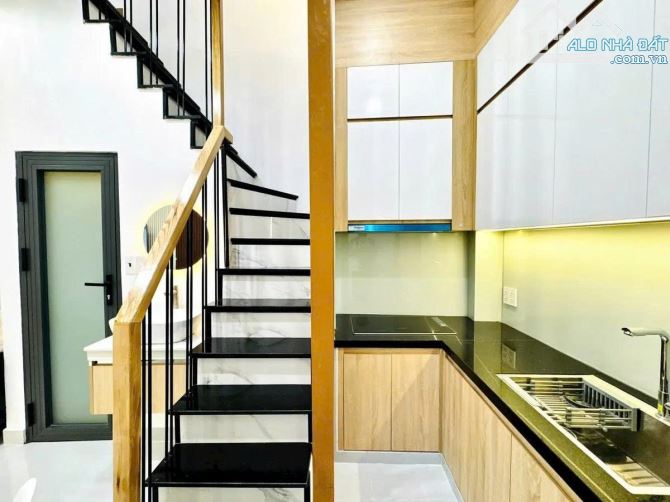 BÁN NHÀ MỚI – TRUNG TÂM QUẬN 1 – Ngay ngã tư Trần Đình Xu  Trần Hưng Đạo –  4.65 TỶ - 2