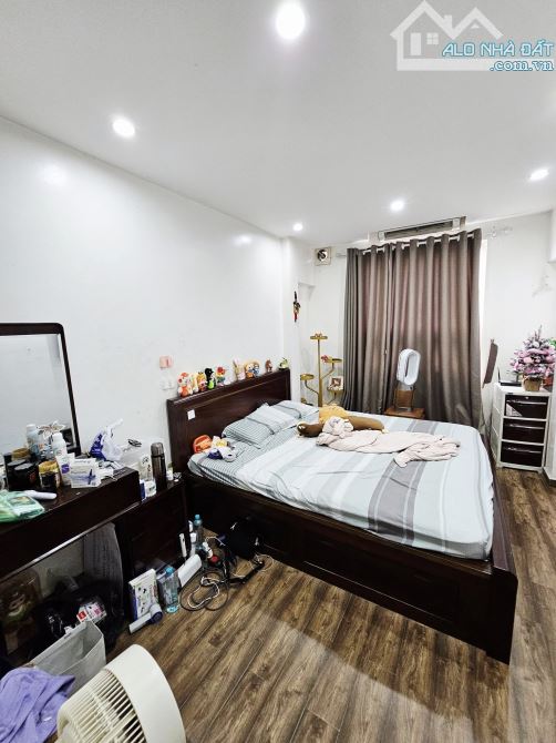 BÁNNHÀ GÓC 2 THOÁNG – ÂU CƠ – 33M² – 4 TẦNG – GIÁ 8.2 TỶ - 2