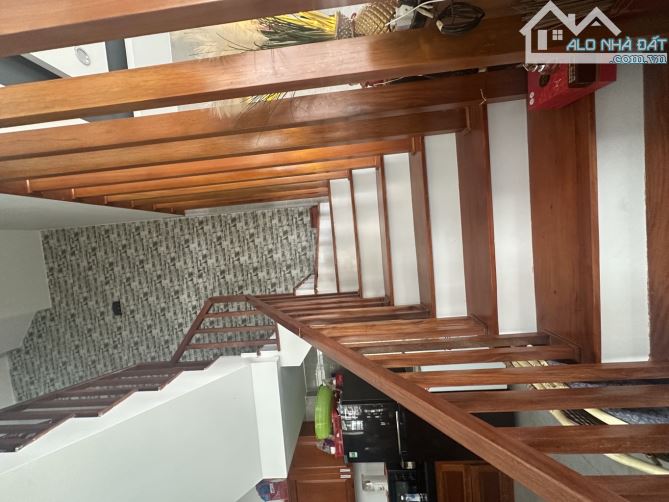 🎉🎉🏡 Bất động sản Lô góc Nguyễn Công Hoan 	•	Diện tích: 60m² - 2