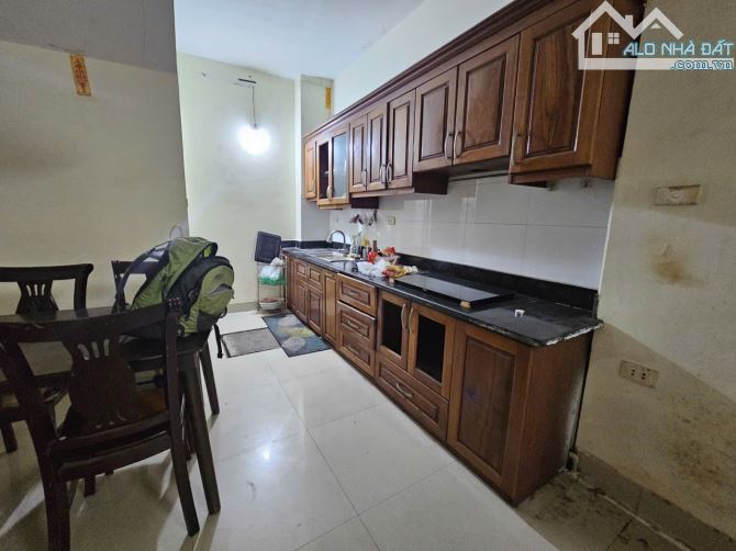 Cho thuê nhà riêng 4 tầng có sân vườn rộng – mát mẻ tại ngõ 264 Âu Cơ - 3