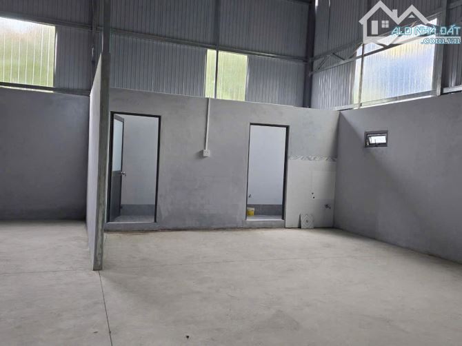 Bán đất tặng cái kho cho thuê, 387m2, SHR, KCN Linh Trung 3, giá chỉ 850tr. - 2
