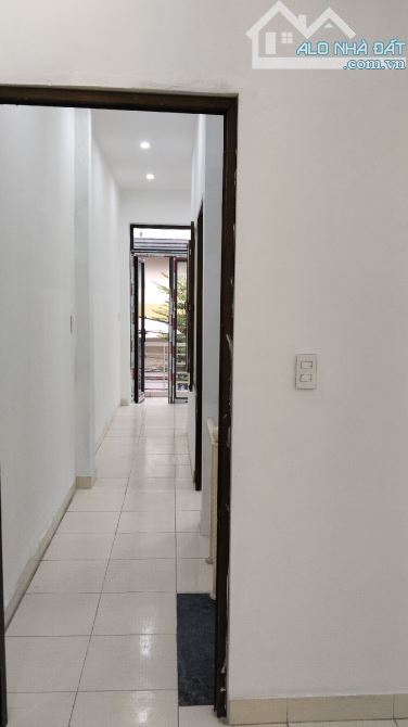 🎉🎉💥 NHÀ 2 TẦNG - KIỆT 5M - THỪA CHỖ ĐỖ Ô TÔ NGÀY ĐÊM - GIÁ CHỈ 4 TỶ x 💥 - 2