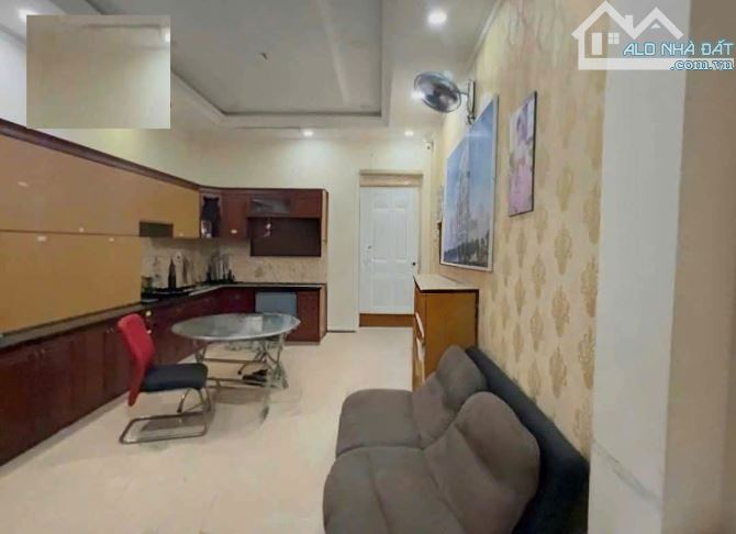 CHO THUÊ NHÀ 4 TẦNG SIÊU RỘNG – CÓ SÂN ĐẬU ÔTÔ – MẶT TIỀN ĐƯỜNG 9M, HBP, T. ĐỨC - 2