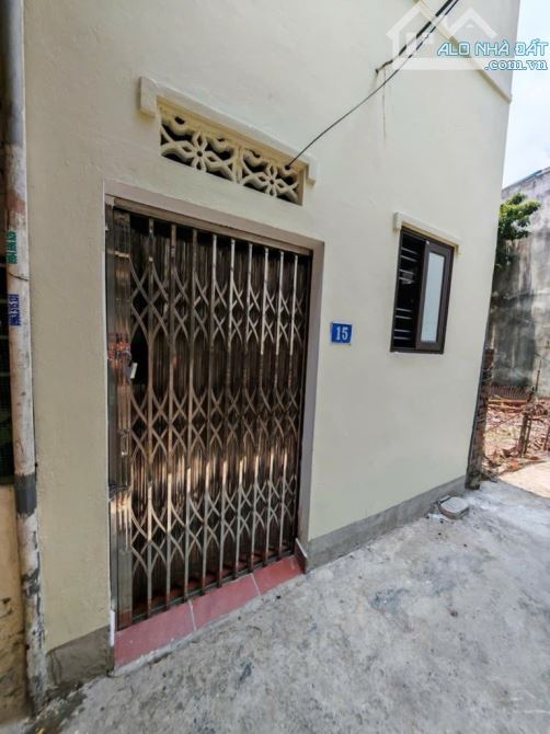 NHÀ THẠCH CẦU- THÔNG SỐ ĐẸP- 15 M RA Ô TÔ TRÁNH-DT : 40M- GIÁ RẺ : 5,4 TỶ.  + mặt tiền đẹp - 2