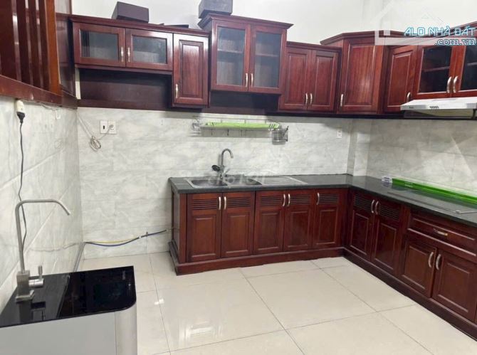 Bán nhà 3 tầng,hẻm xe hơi kiên cố,gần gigamal phạm văn đồng,thủ Đức,6,65 tỷ, sổ riêng - 2