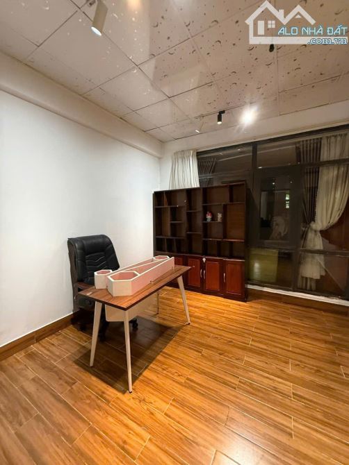 CHO THUÊ NHÀ MÊ LỮNG MẶT TIỀN ĐƯỜNG TRẦN KIM XUYẾN, HÒA XUÂN - 2