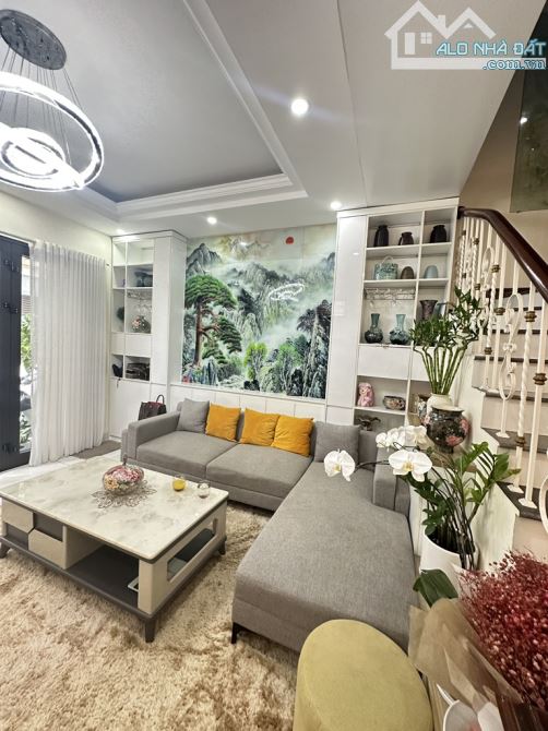 Nhà đẹp long lanh phố Ngọc Thụy 44m2, 4 tầng, mặt tiền đẹp, ô tô, ngõ nông - 2