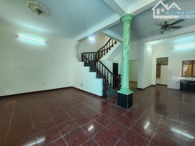 BÁN NHÀ 1 TRỆT 1 LẦU 138M2(8X17) - HẺM THẲNG VÀO GẦN XÔ VIẾT NGHỆ TĨNH - GIÁ 10.5 TỶ - 2