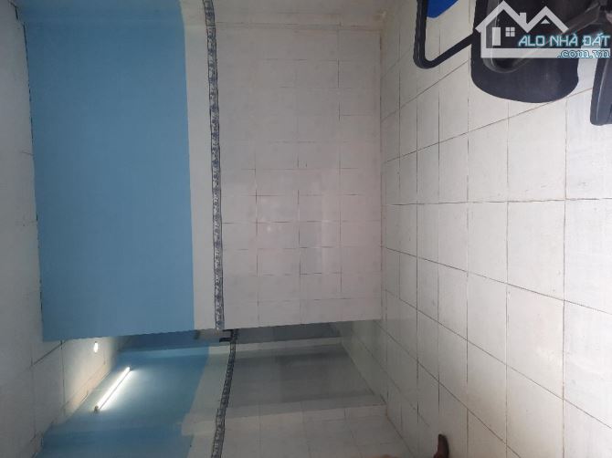 Bán nhà hẻm Nguyễn Văn Quỳ P Phú Thuận Quận 7. 32m2 - 2