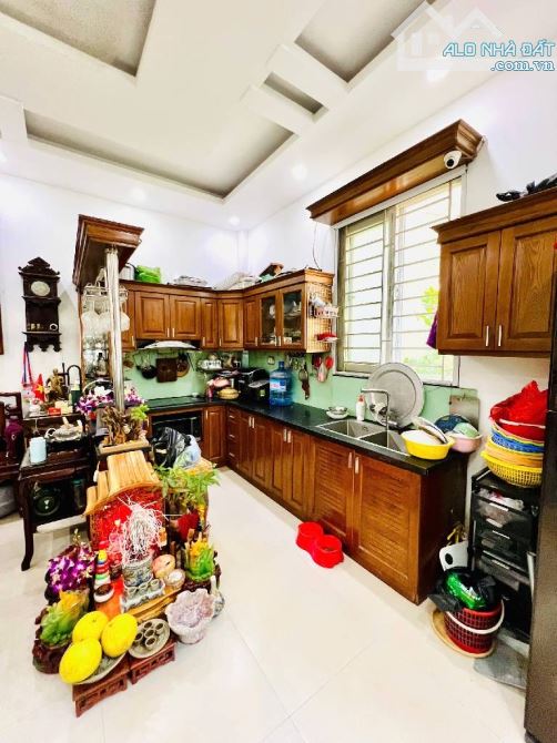 NHÀ ĐẸP TÂY MỖ  - LÔ GÓC - 3 MẶT THOÁNG - FULL NỘI THẤT - Ô TÔ CÁCH 20m - TIỆN ÍCH XUNG QU - 2