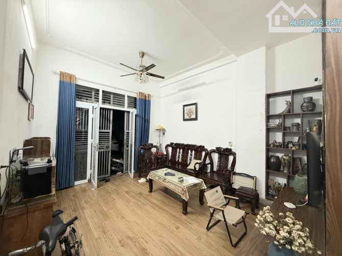 💥 THẠCH BÀN 🏠 Dân Xây 45m2 × 4 Tầng, Ôtô đỗ Cửa - Vào Nhà, Gần AEON, Gi.á Hơn 8 t.ỷ - 2