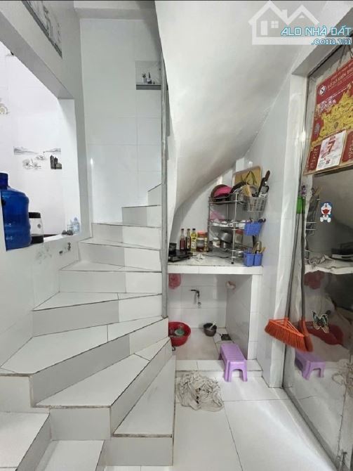 🏡 THẠCH BÀN –BÁN ĐẤT TẶNG NHÀ DÂN XÂY 36m² – 5 TỶ