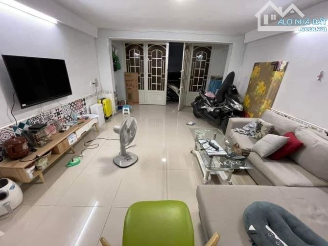 Bán nhà hẻm Nguyễn văn Quỳ P Phú Thuận Quận 7. 45m2 - 2